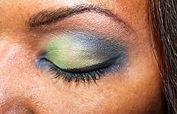 LADY 12 CELEBRITY FASHION SHOW